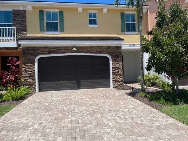 12885 Trevi Isle - Photo 2 of 24