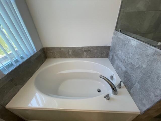 12885 Trevi Isle - Photo 6 of 24