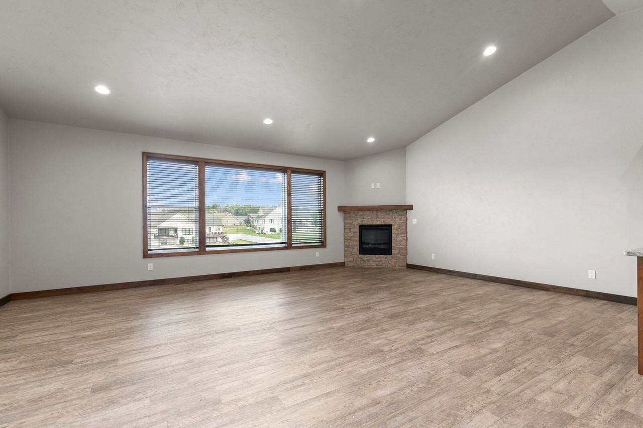 S Magdalyn Ct #972 - Photo 6 of 22