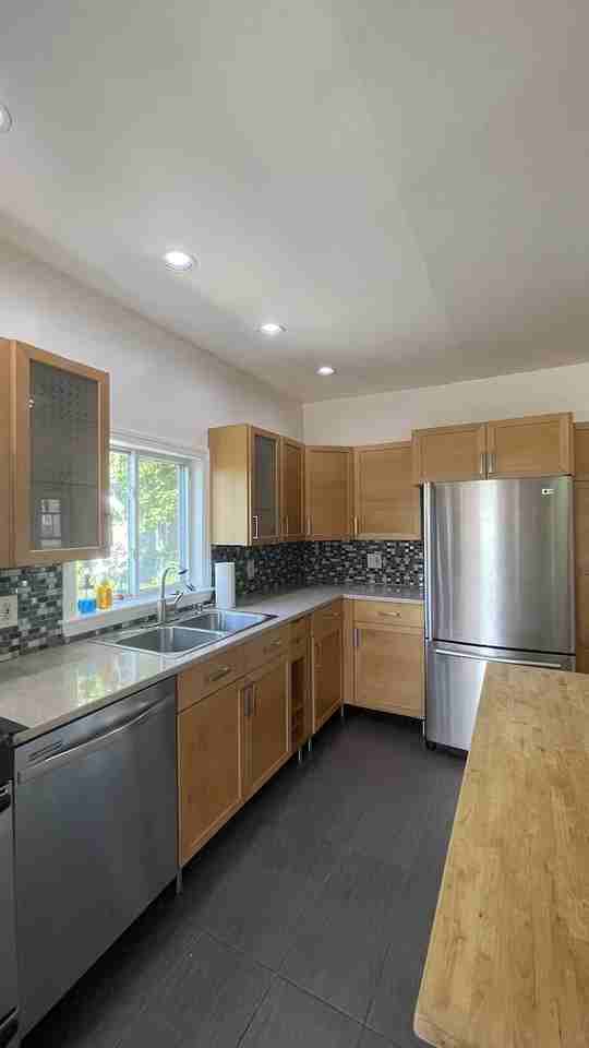 16 Gould Ave #2