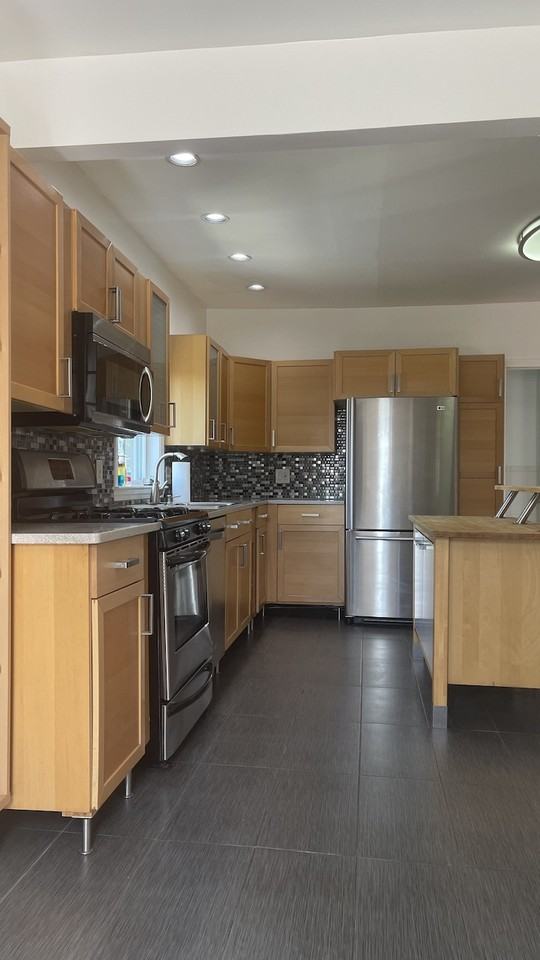16 Gould Ave #2 - Photo 4 of 22