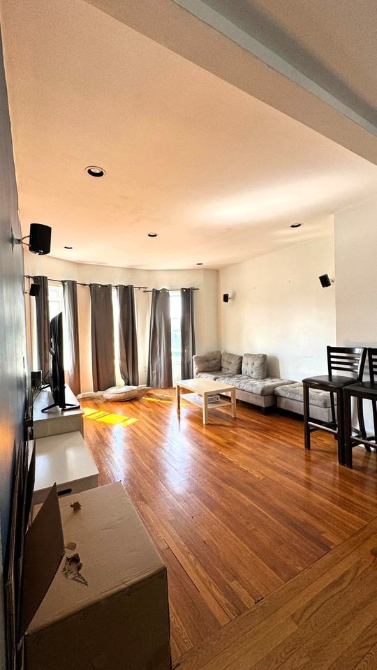 16 Gould Ave #2 - Photo 7 of 22