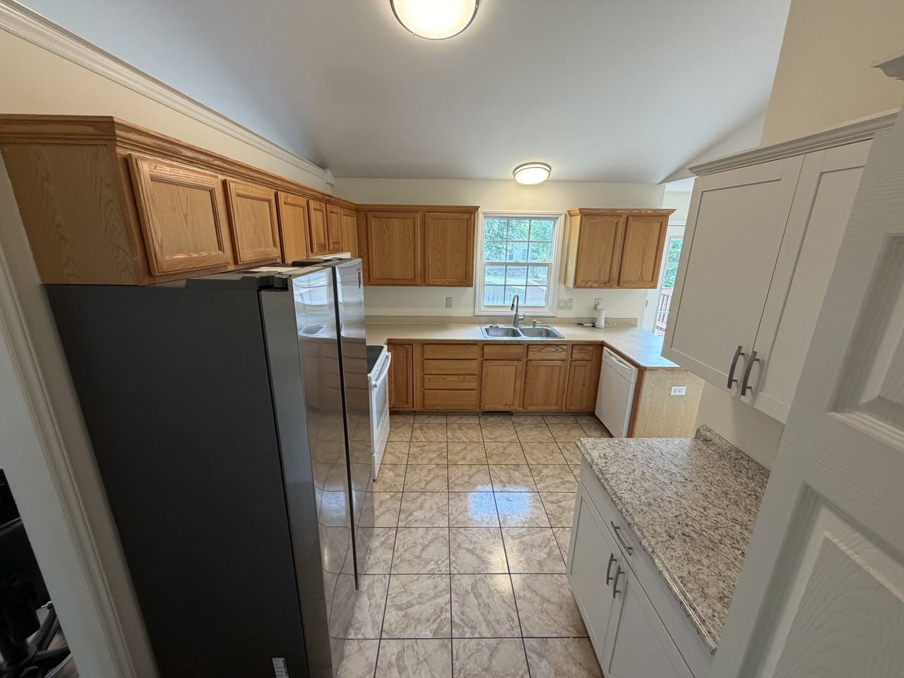 2753 Joyce Ct #NA - Photo 7 of 25