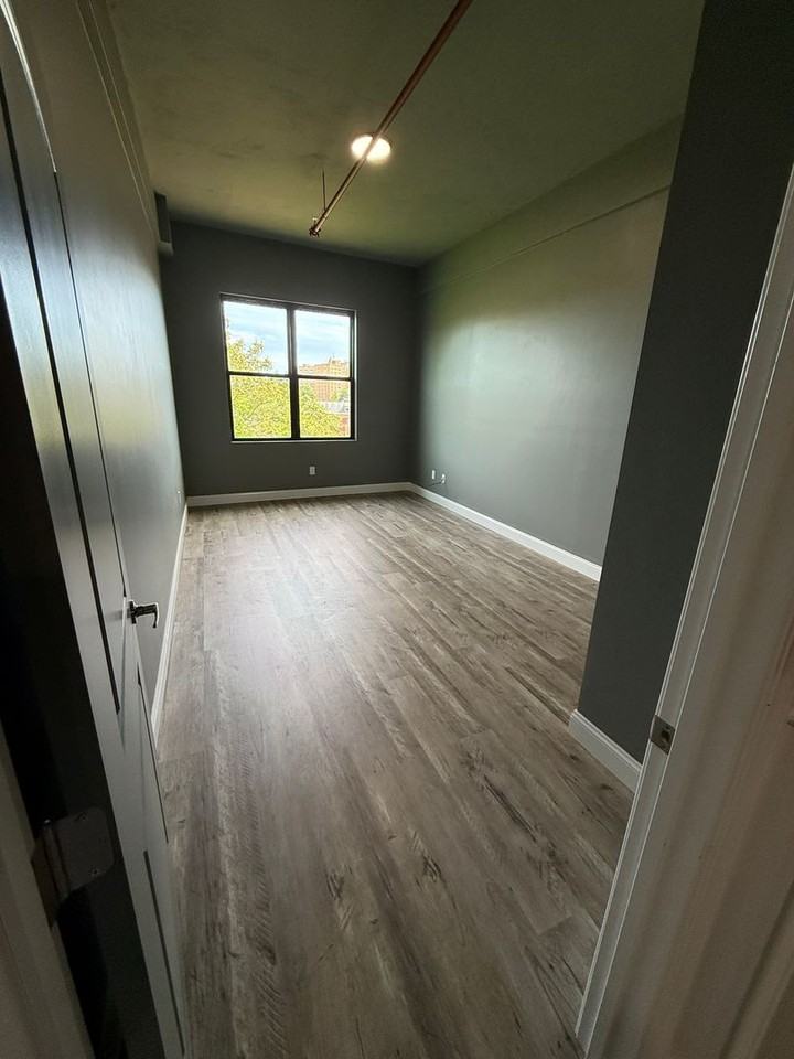 70 Webster St #109 - Photo 6 of 7