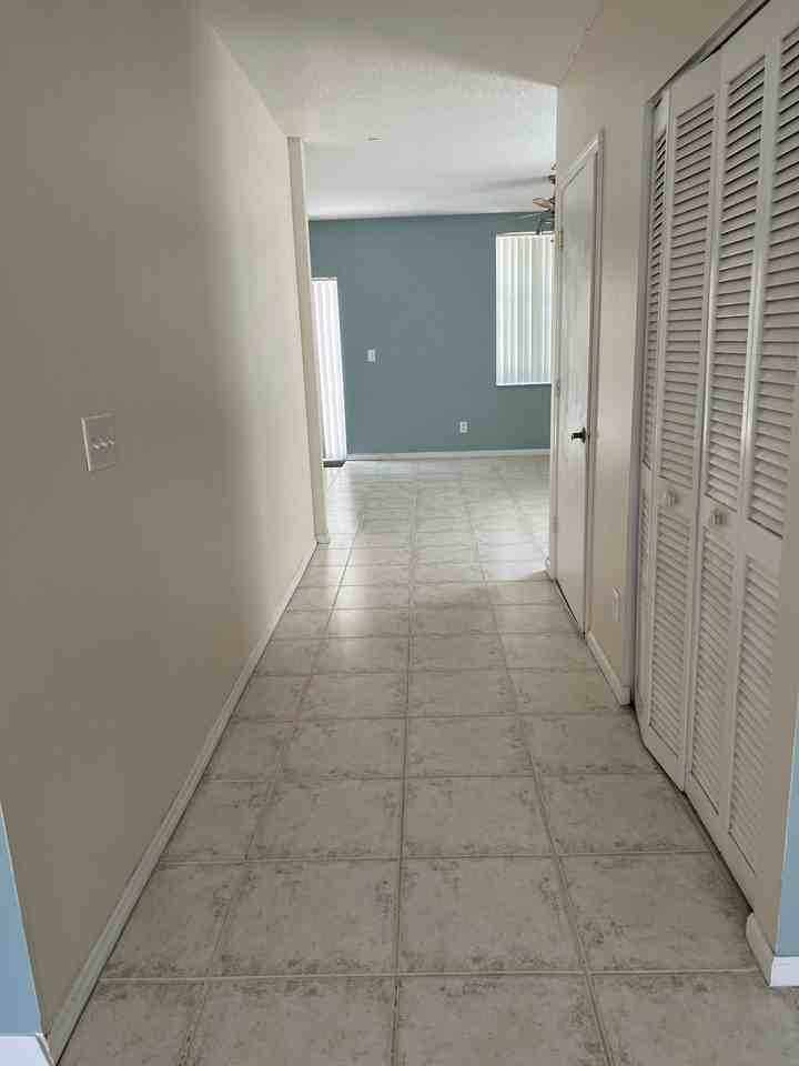 10565 Nw 57th Ct #NA - Photo 5 of 19