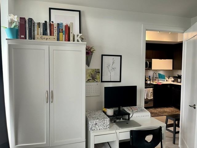 56 Annie Craig Drive #1208 - Photo 6 of 10