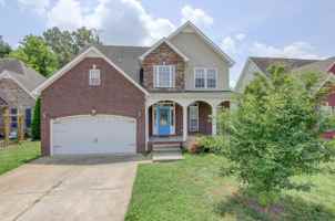 featured image of 716 Cavalier Dr