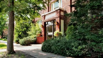 featured image of 3418 Emerson Ave S