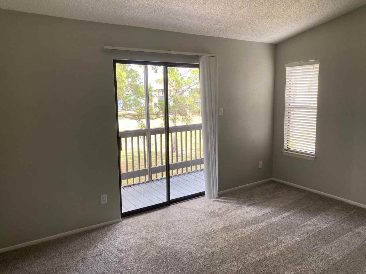 3756 Idlebrook Cir - Photo 5 of 23
