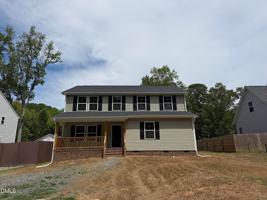 featured image of 824 Roane St