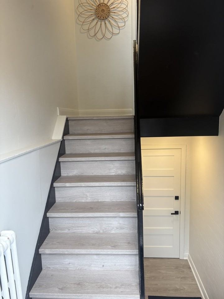 126 Barker Ave - Photo 6 of 27