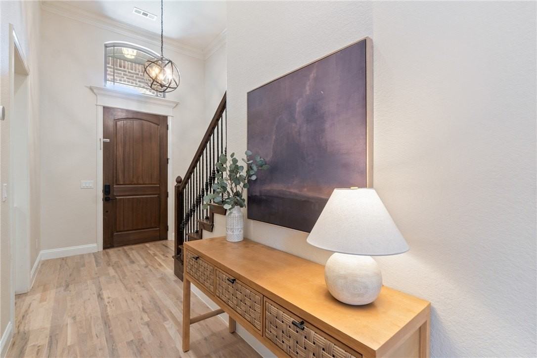 5702 S 60th Pl - Photo 5 of 36