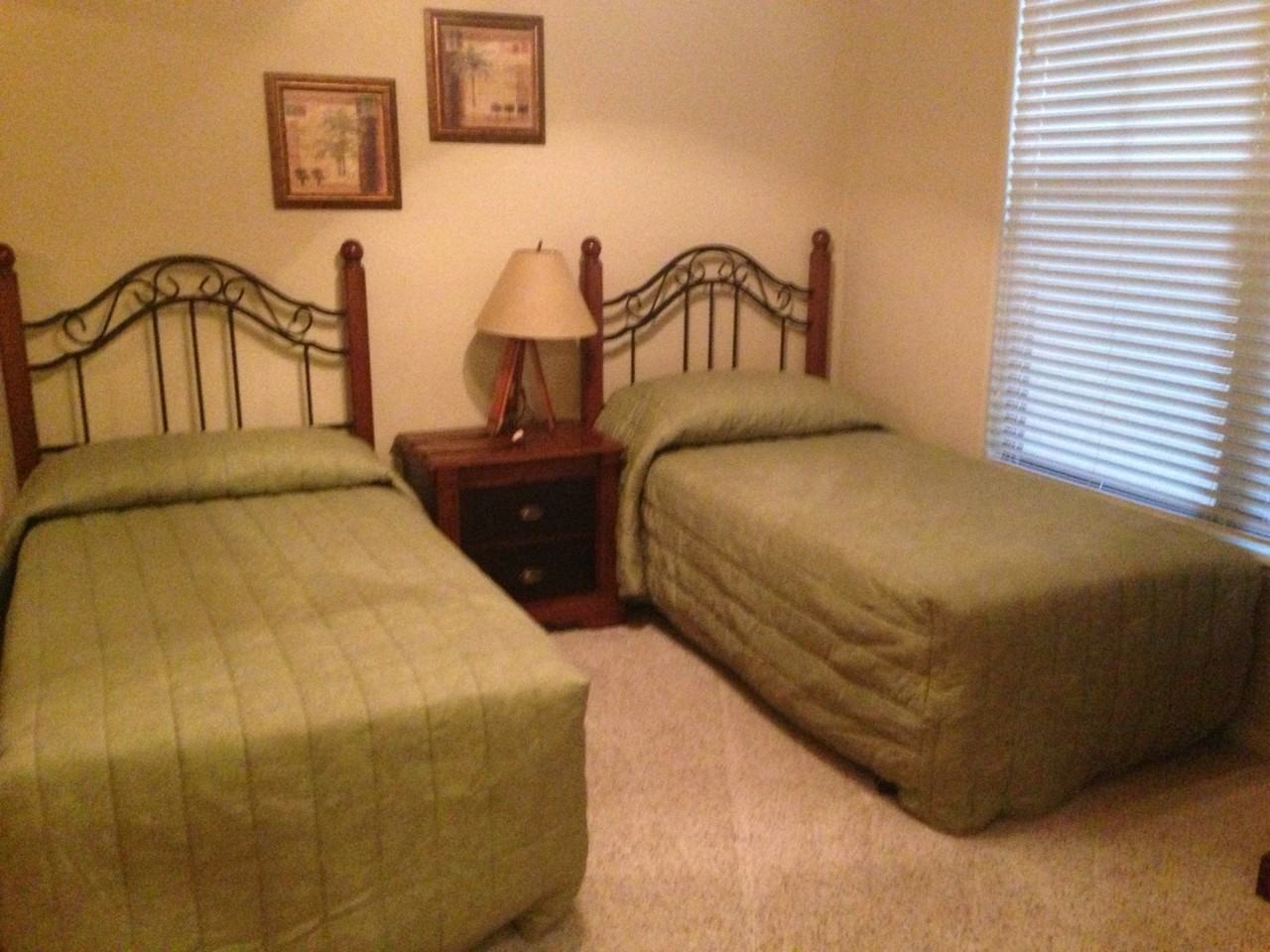 907 Charo Pkwy #921 - Photo 5 of 8