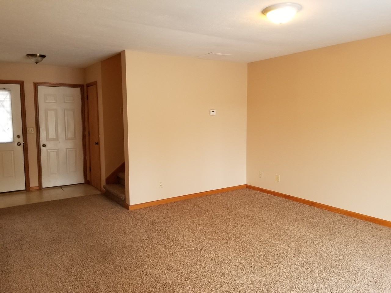 4998 Truesdel & Durnil - 4998 Truesdel Ct - B #B - Photo 2 of 21