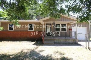 featured image of 1362 E 52nd St N