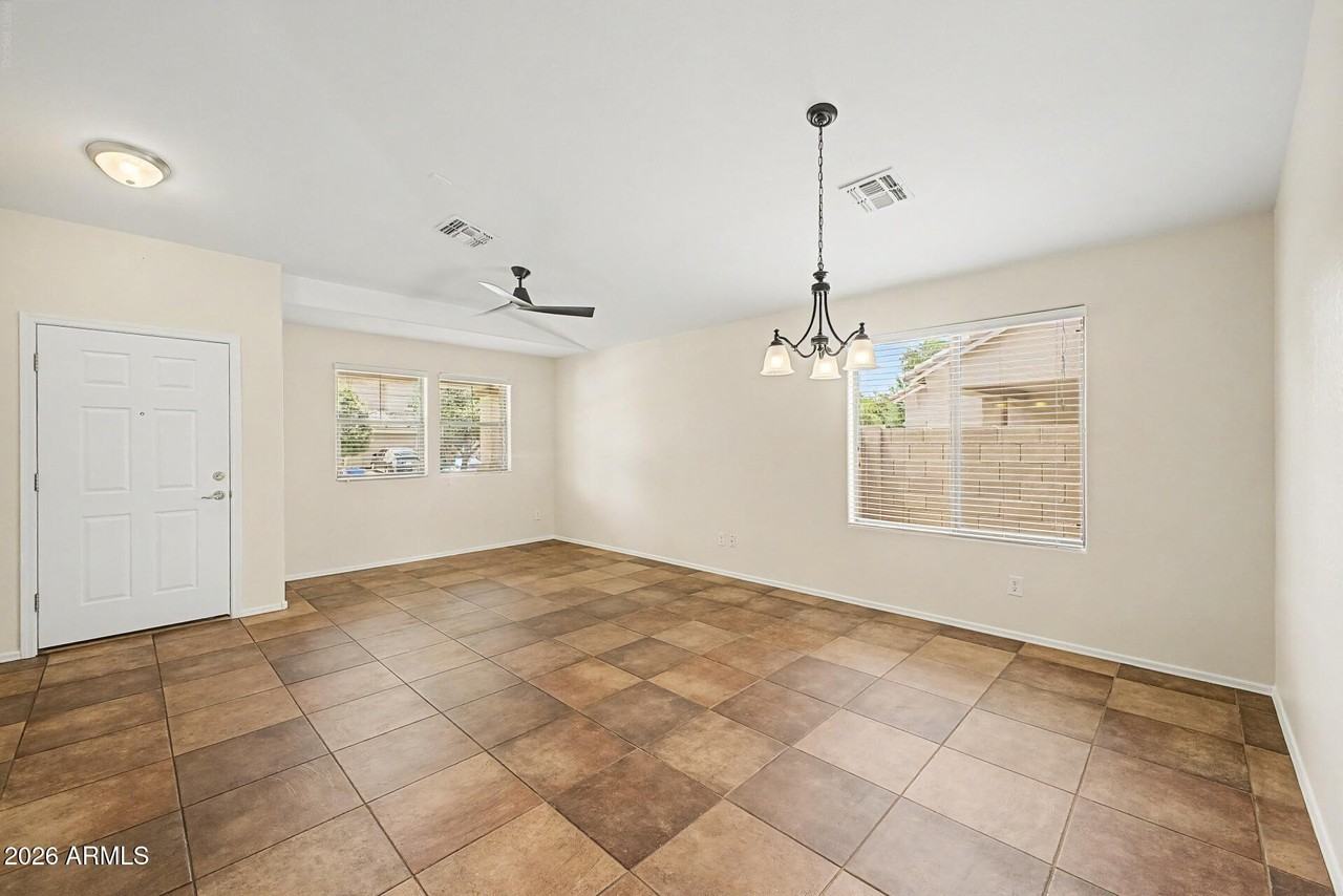 3928 E Blue Sage Rd - Photo 4 of 34