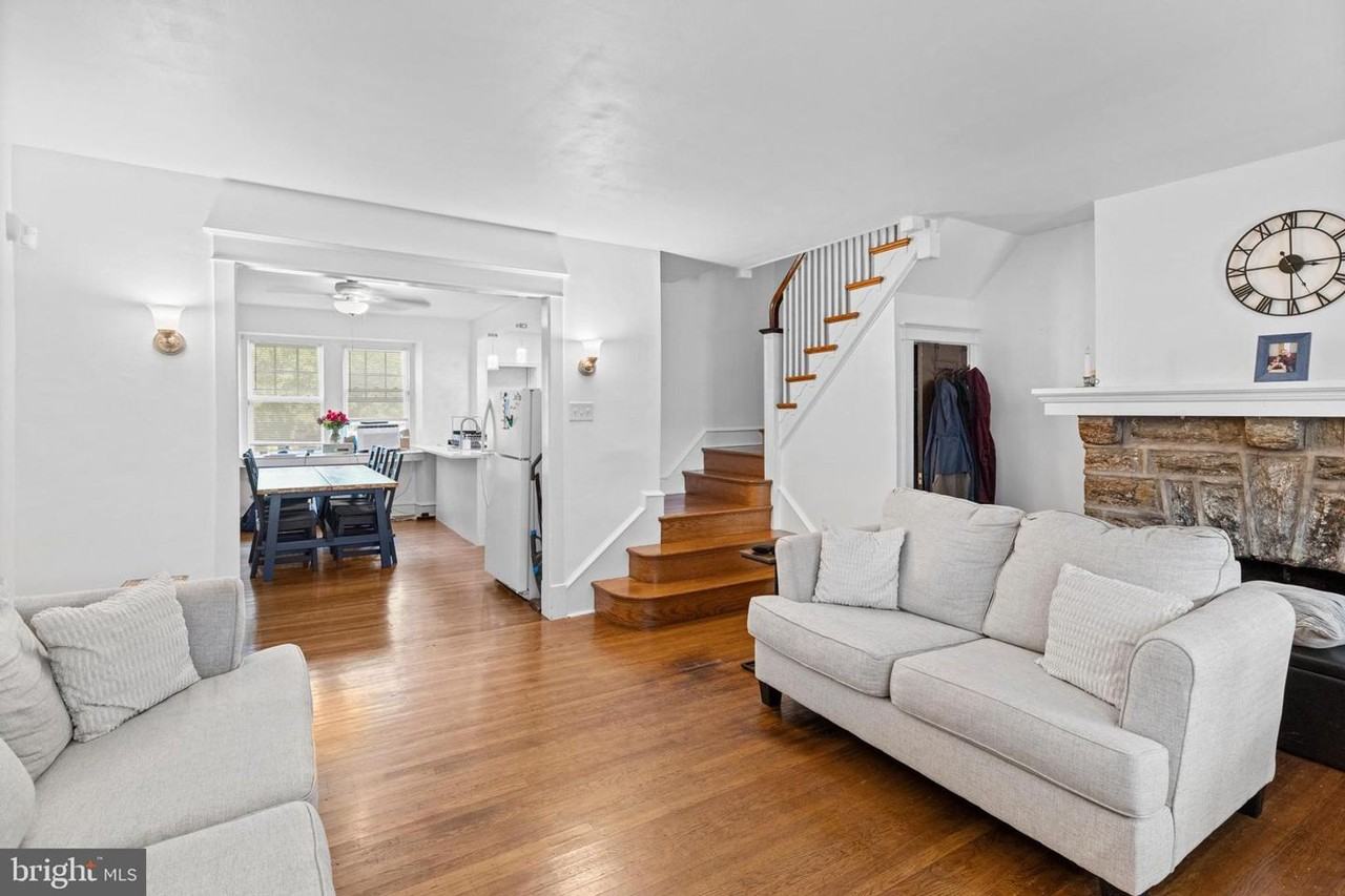 7437 Germantown Ave - Photo 2 of 20