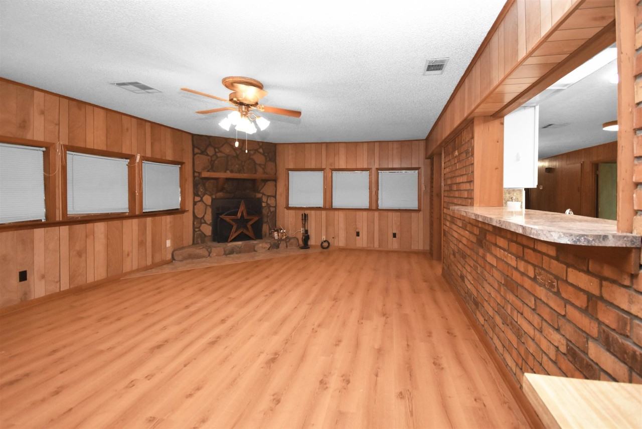 125 Mcpherson Dr - Photo 5 of 13