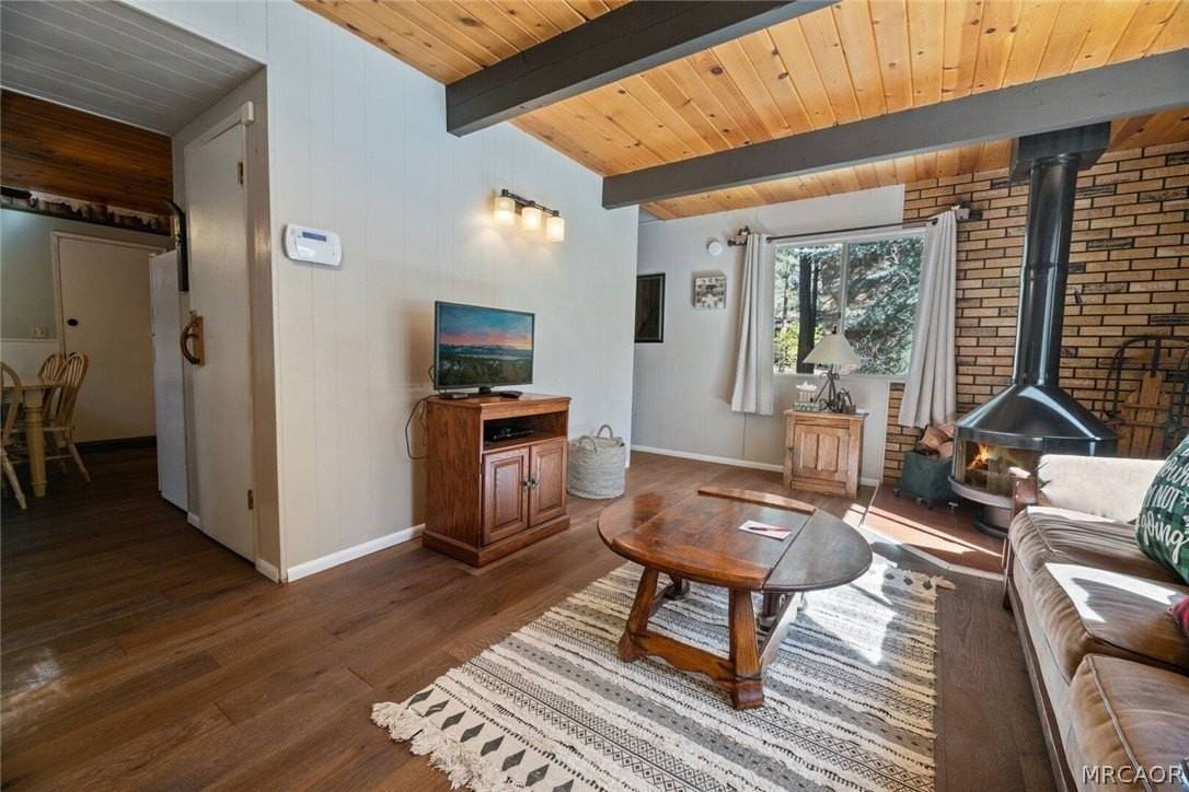225 W Rainbow Blvd - Photo 3 of 16