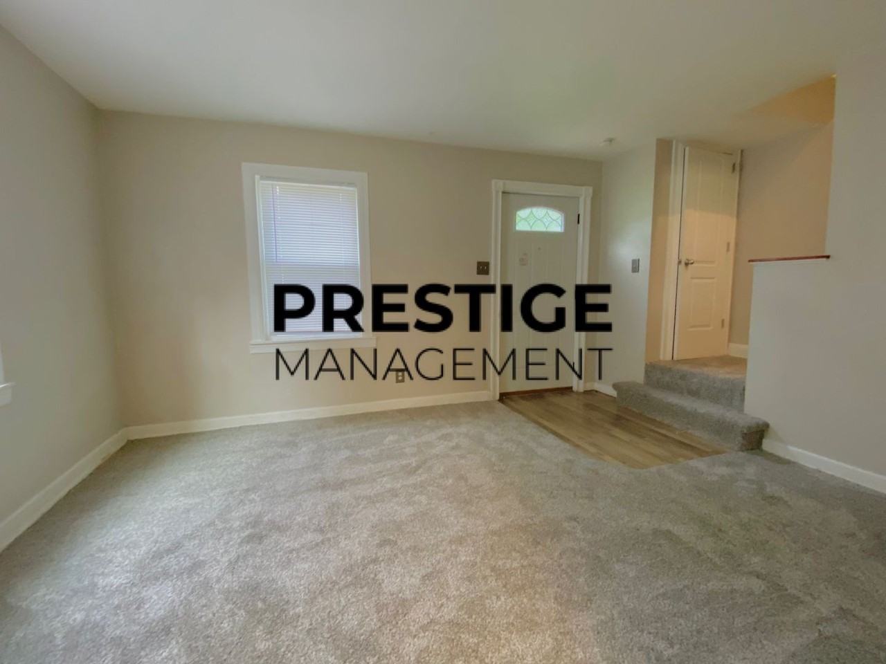 6713 Wicker Ave - Photo 4 of 9