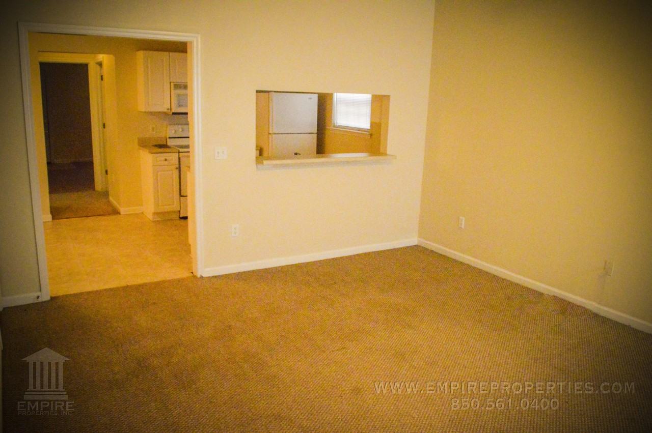 2756 Westbrook Ct - Photo 4 of 21