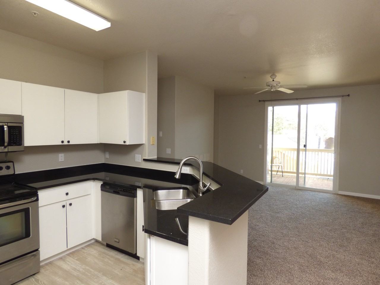 1641 W Canal Cir #725 - Photo 3 of 26