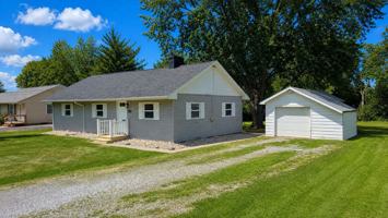 featured image of 2088 Arcadia Ave
