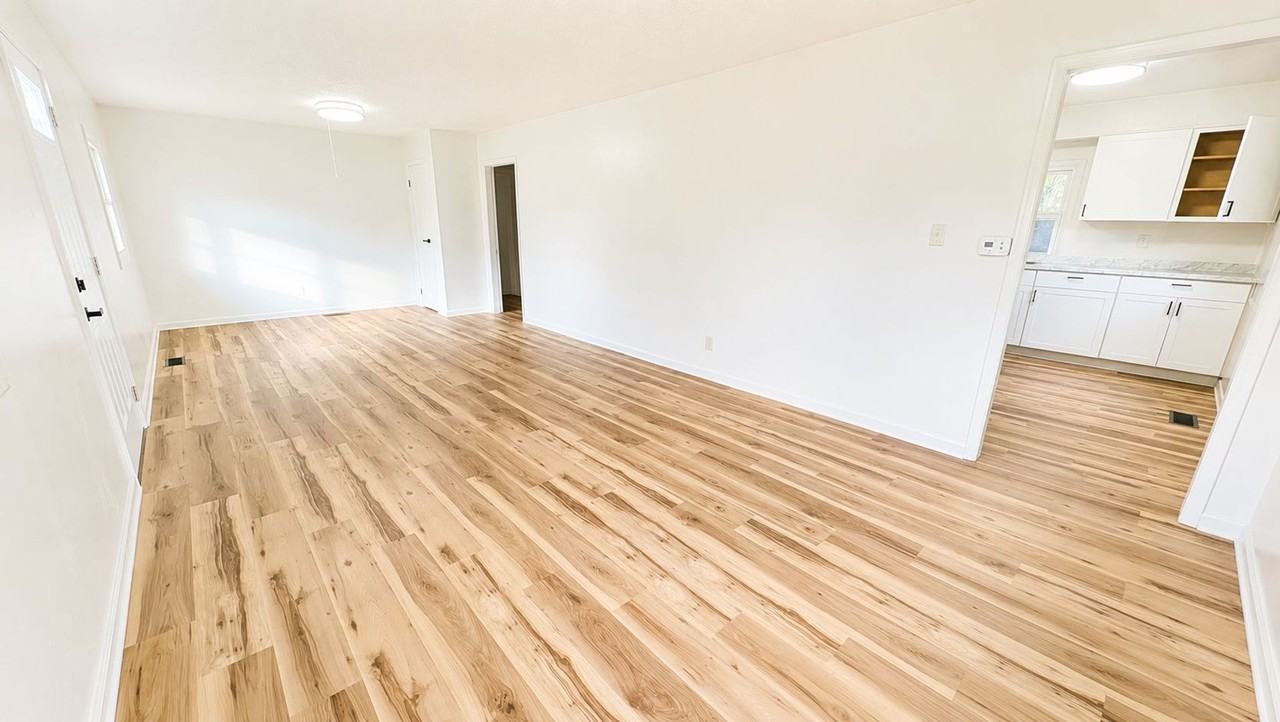 2088 Arcadia Ave - Photo 5 of 12