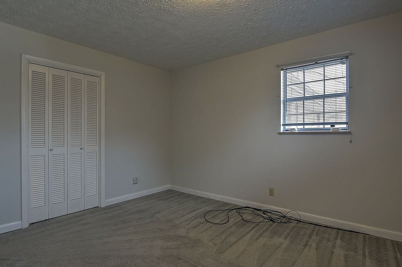 4660 Kingsport Hwy - Photo 7 of 25