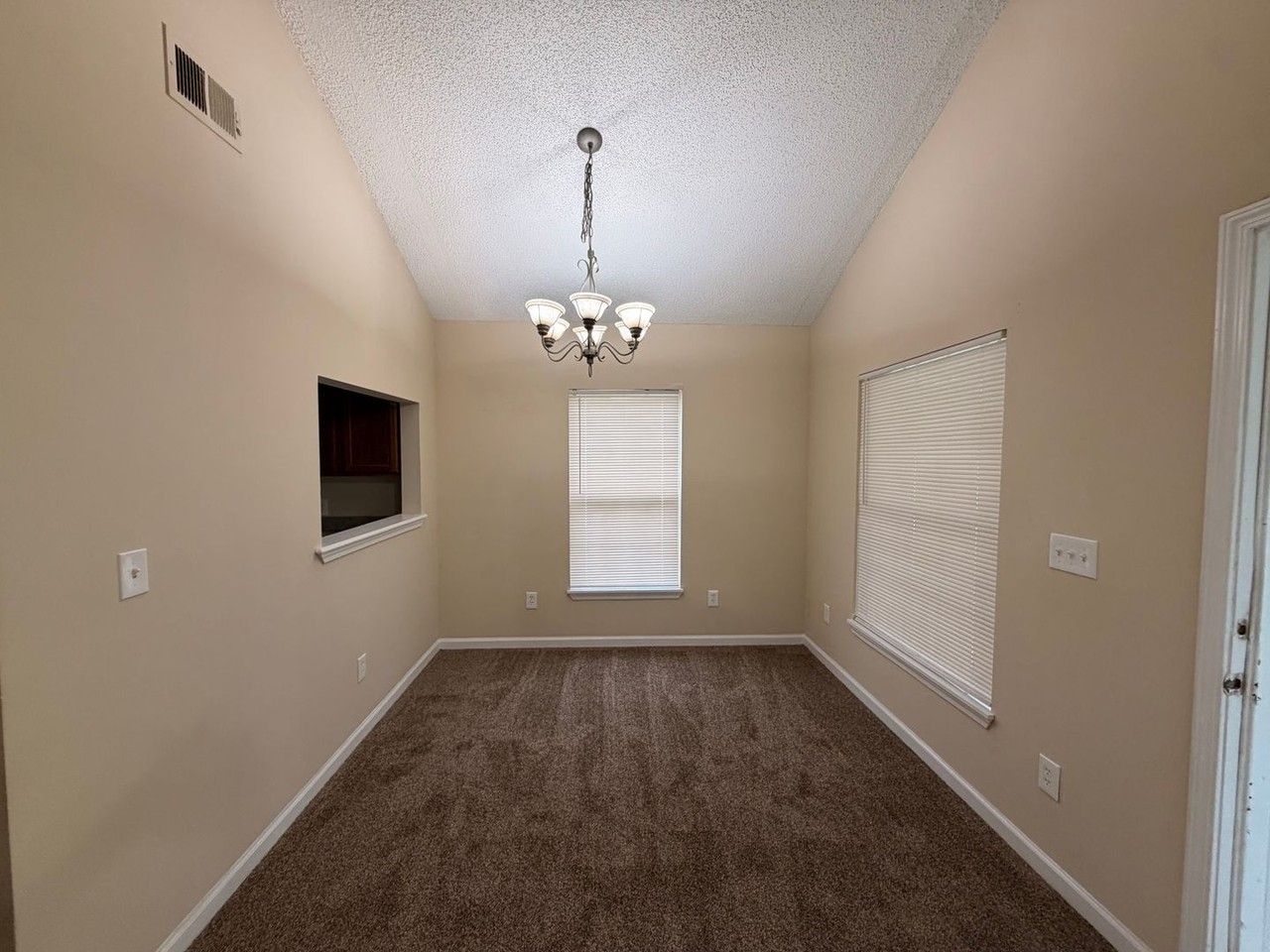 747 Broxton St - Photo 2 of 12