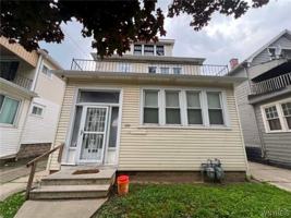 featured image of 422 Moselle St