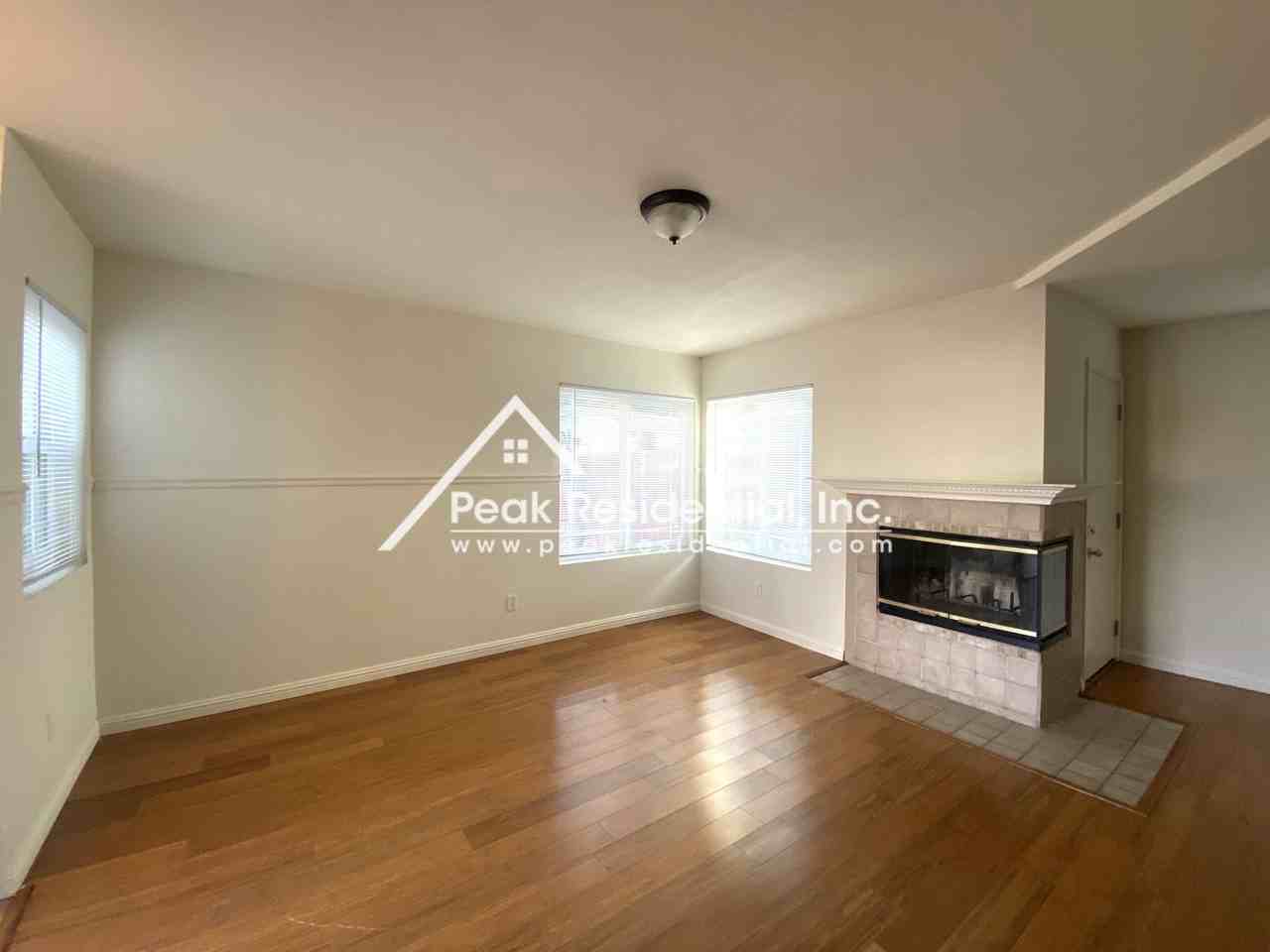 4930 Juniper Hill Pl - Photo 4 of 15