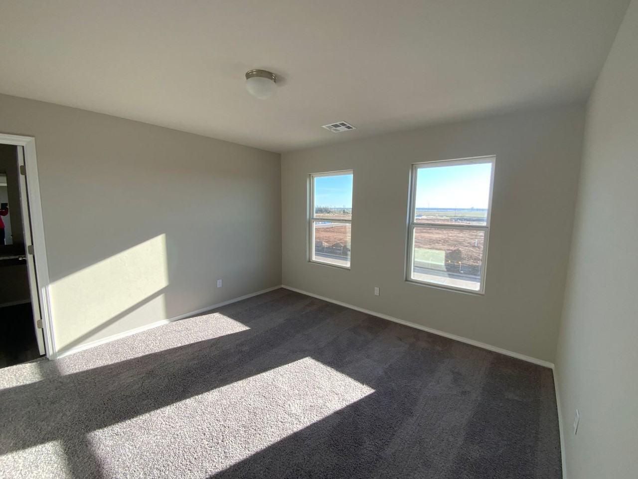 1841 Easton Ln - Photo 6 of 28