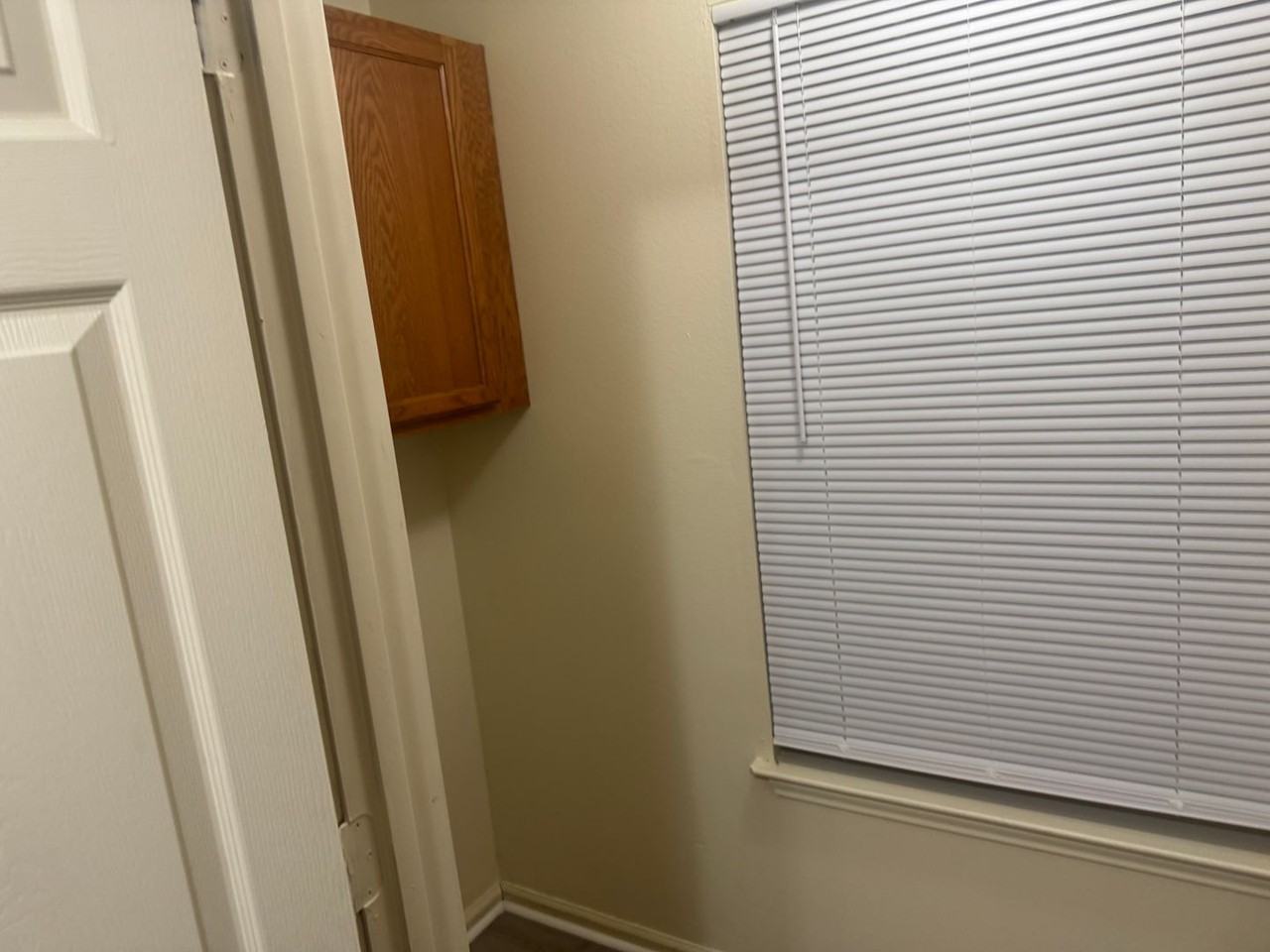 4215 Walnut Park Dr - Photo 6 of 17