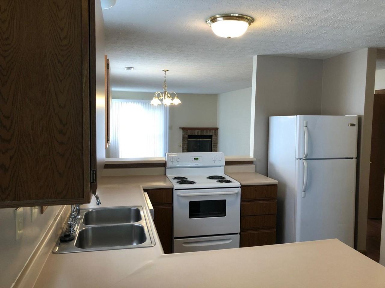 2110 Fincastle Way Lafayette IN 47909 - Photo 3 of 9