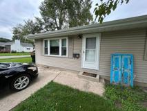 800 E Overton - Photo 1 of 1