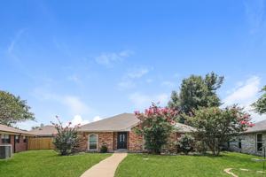 featured image of 401 Kathy Ln