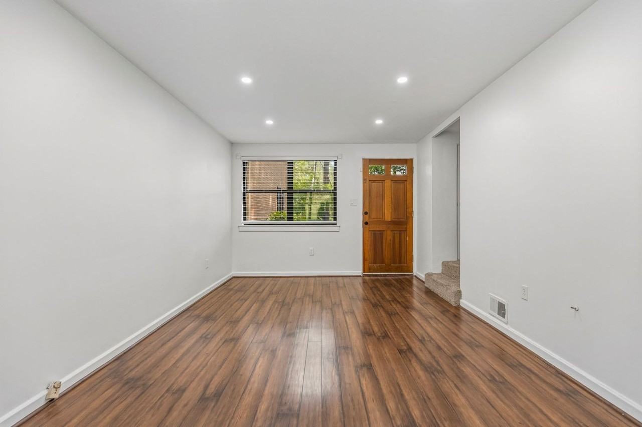 16 Faris Cir - Photo 5 of 30