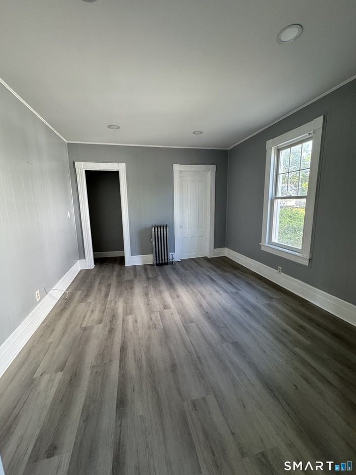 11 Betts Pl - Photo 6 of 18