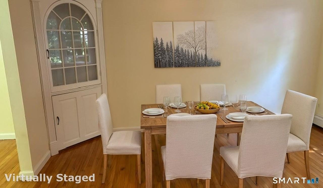 154 Riverhill Rd - Photo 7 of 24