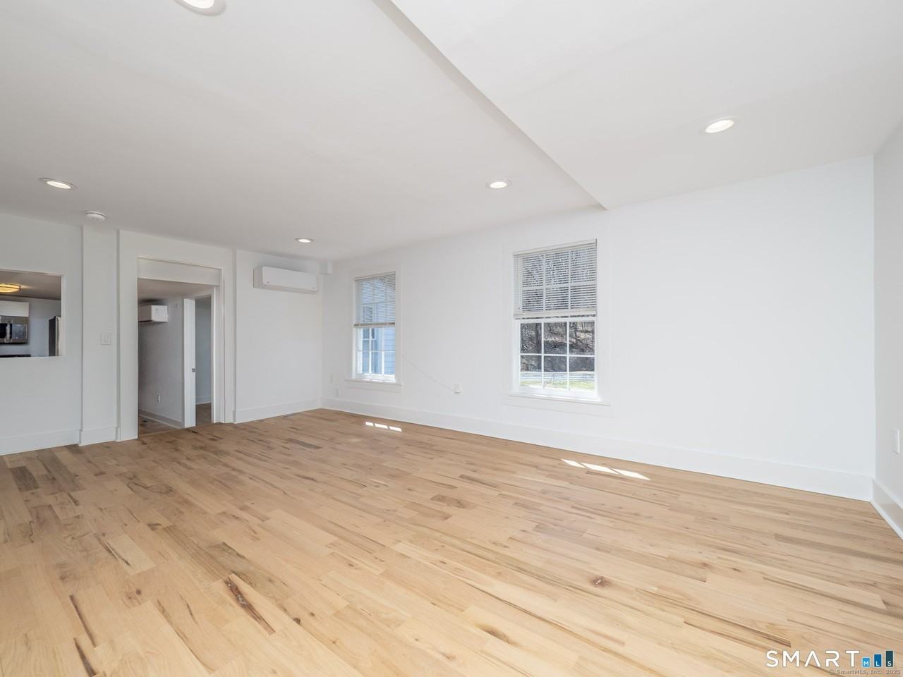 523 Danbury Rd #D - Photo 6 of 17