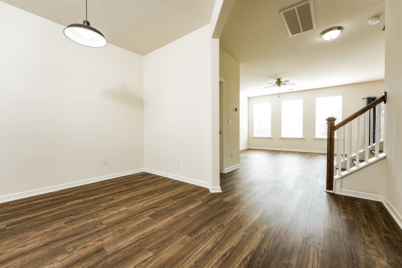 514 Adalina Dr - Photo 5 of 18