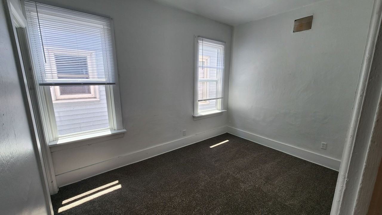 1617 10th St S - Photo 6 of 14