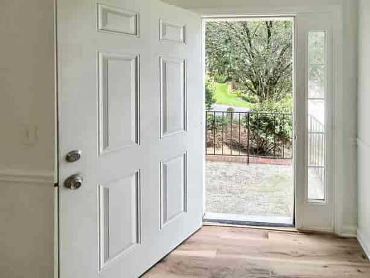 2945 Georgian Manor Dr - Photo 4 of 31