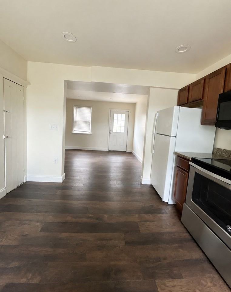 43 N 5th St - Photo 3 of 12