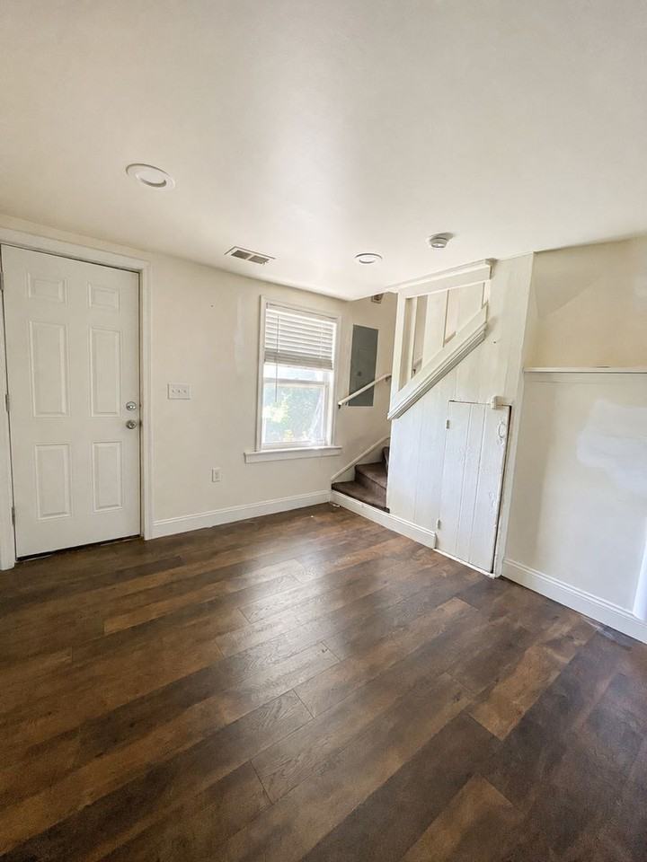 43 N 5th St - Photo 6 of 12