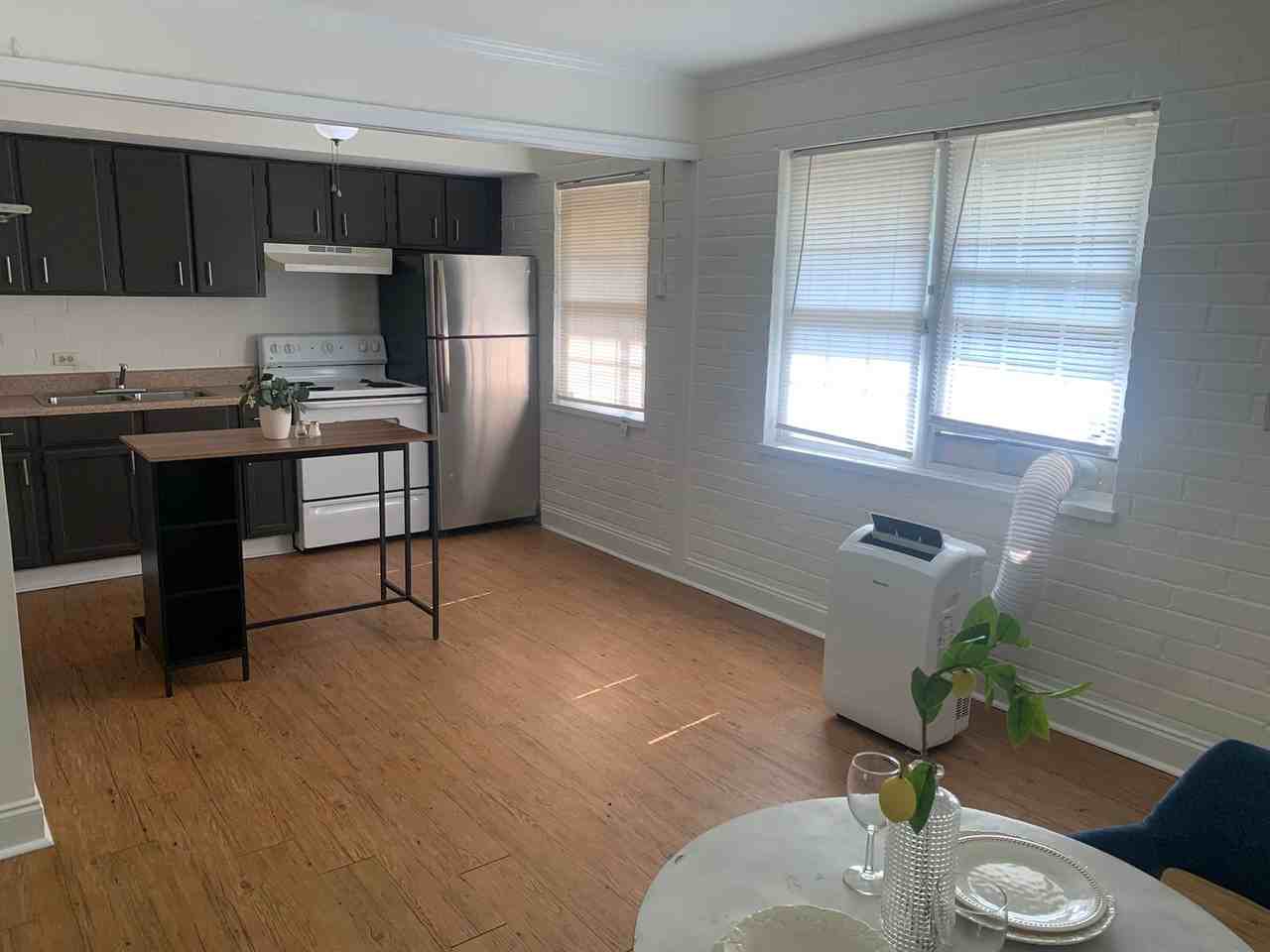 1619A Fulton Ave - Photo 7 of 11