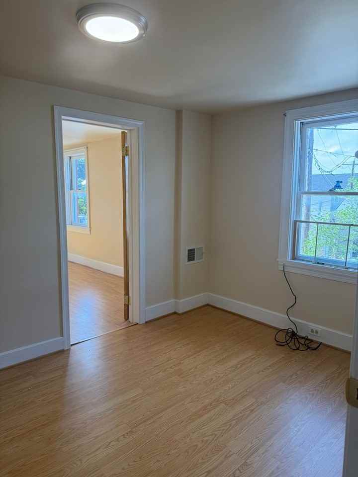 14 W 5th St - Photo 7 of 13