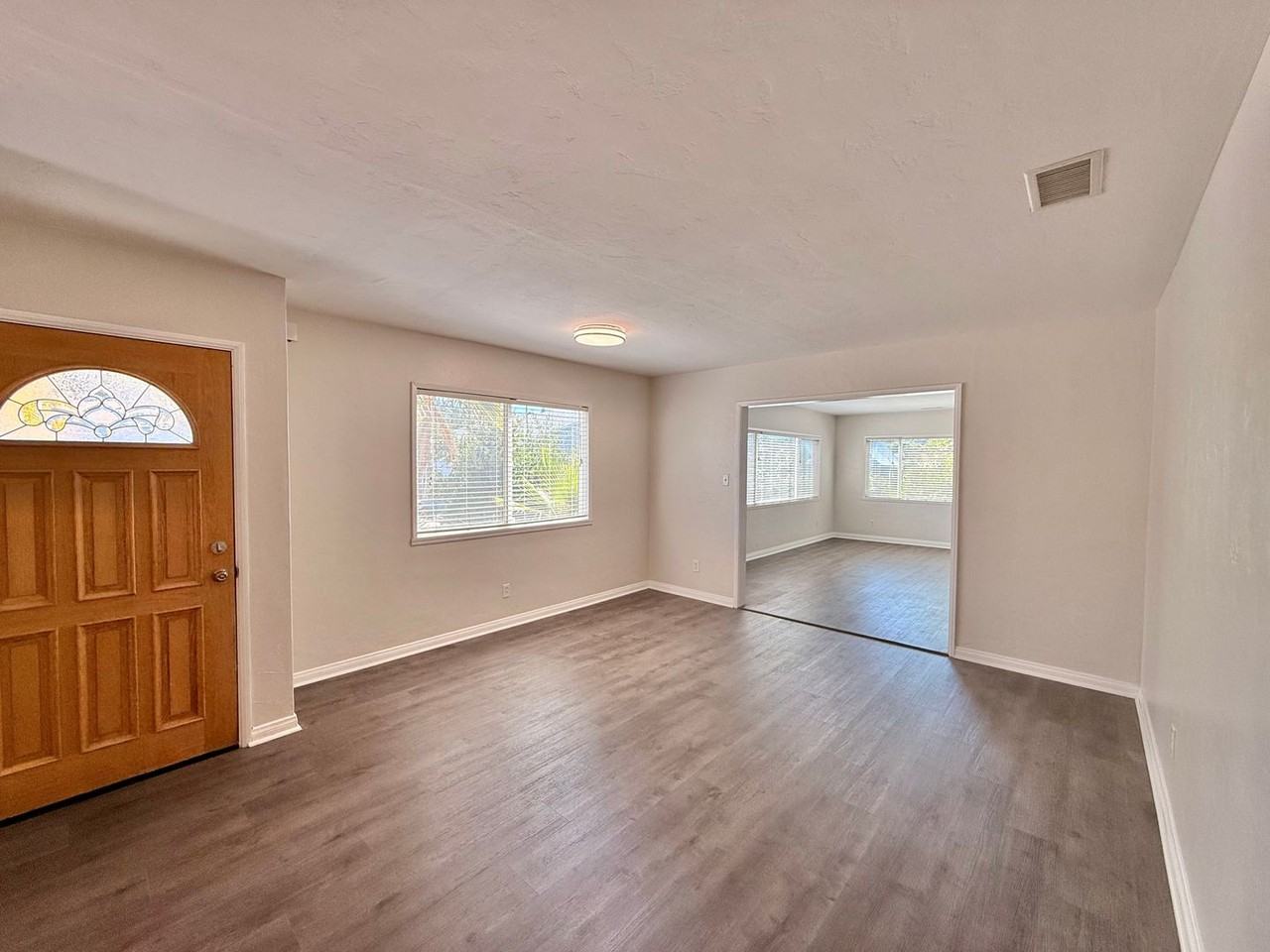 2208 Susan Pl - Photo 2 of 16