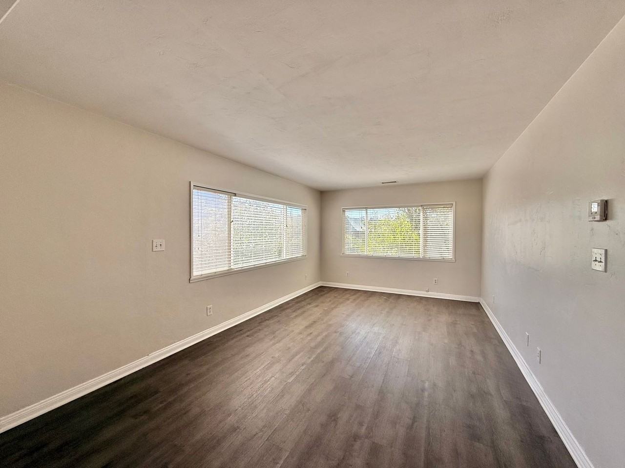 2208 Susan Pl - Photo 3 of 16